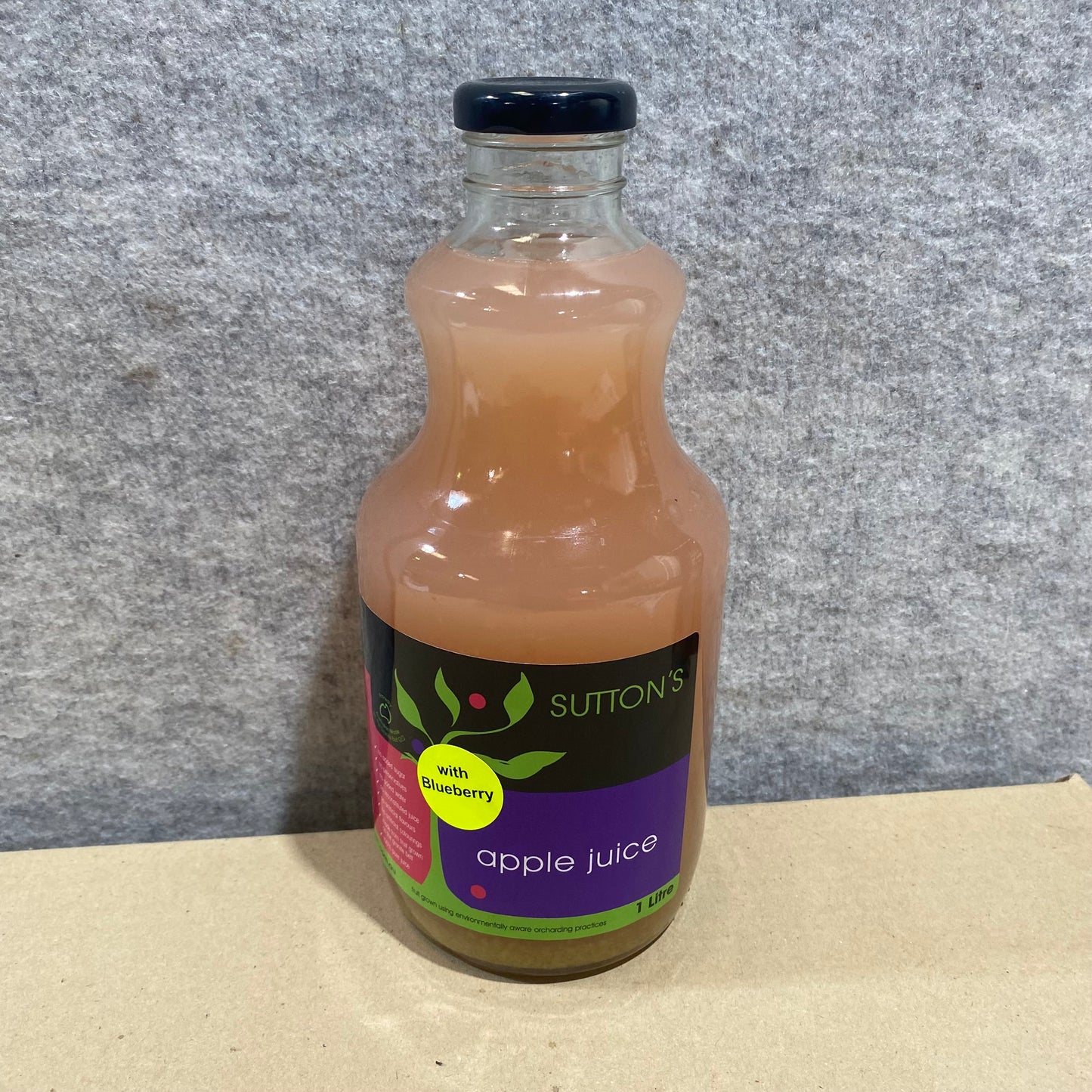 Apple Juice with Blueberry (1lt Bottle)